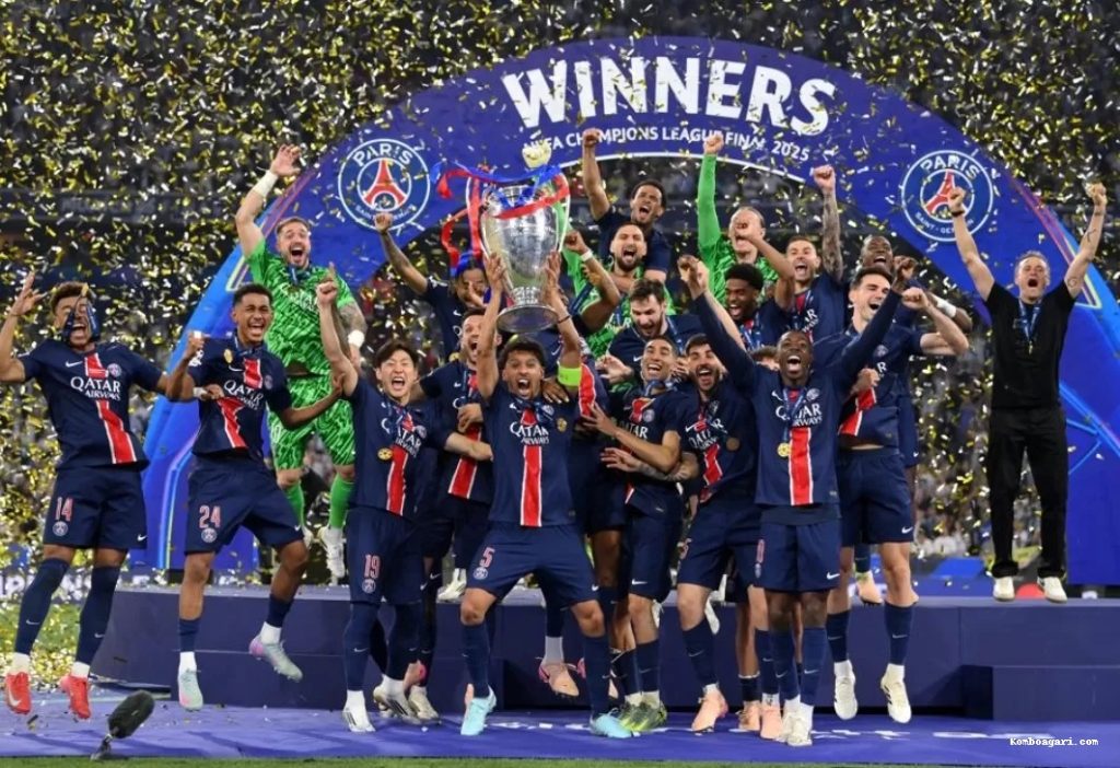 Paris Saint-Germain Angkat Trofi final Liga Champions