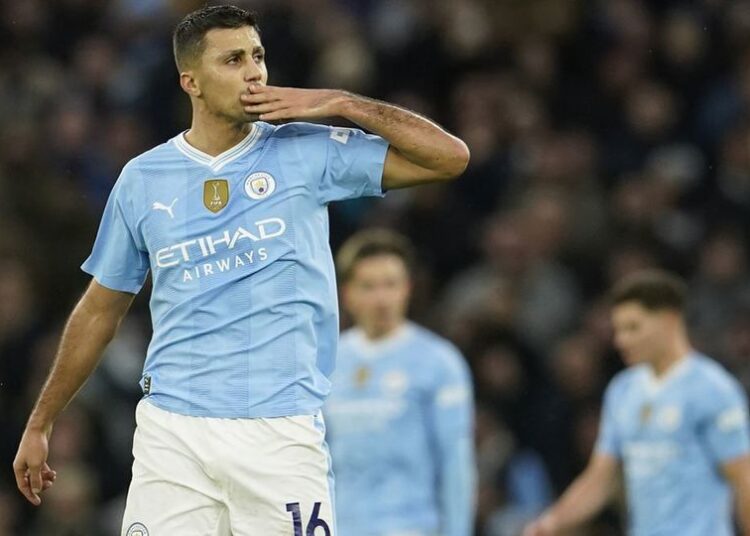 Rodri Tegas Ingin Bertahan di Man City, Ini Alasannya